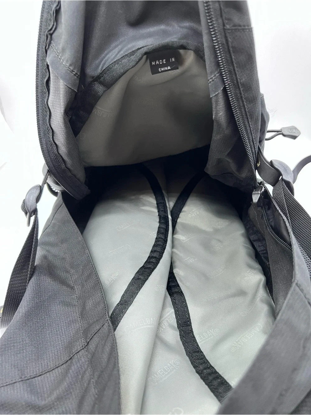 CamelBak Cloud Walker Black Hydration pack 2.0L